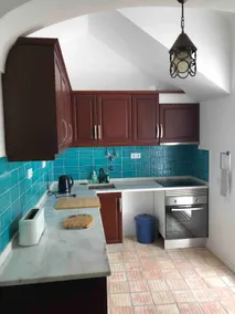 Stunning Fishermans House in Central Fuseta - Image 4