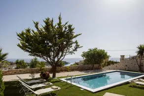 Veranda Sea View Villa, Walking Distance to Beach, By ThinkVilla - Image 5