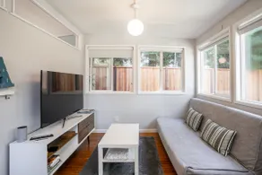 Mid Century Modern Guesthouse - Image 3