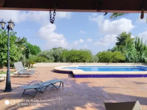 Rural accommodation with a private pool - Image 3