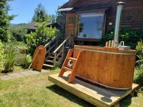 Cabin, BEACH access, lake view, water tank - Image 2