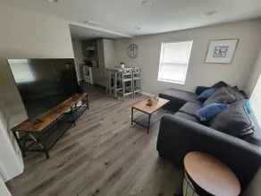 *+Centrally located cozy home+* - Image 3