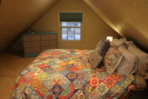 Queen City Getaway *Private-Quiet-Convenient* - Image 4