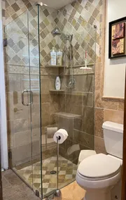 Amazing One Bedroom Studio 2.5 miles from WEF - Image 5