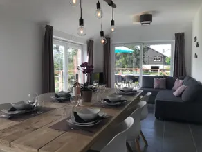 House with sun terrace, garden and panoramic views - Image 4