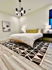 Spacious Garden Level Apt. • Walk to Tennyson St - Image 5