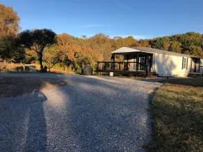 Little Country Getaway! - Image 2