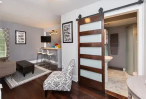 Private Historic Flat • Walk/Bike to Downtown - Image 3