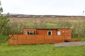 Big & Comfortable Country Side Cabin With Hot Tub - Image 5