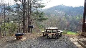 Gorgeous Mountain Views-Hot Tub Weekday Discounts - Image 4