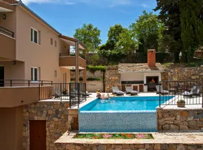 Lux villa,  heated infinity salt water pool, sauna, whirpool, close to the sea. - Image 2