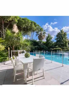 Portion of a villa within walking distance of Mondello. - Image 5