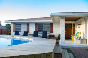 Great 3BD/2BR/2LR Pool & Spa, 2 min to beach & all - Image 4