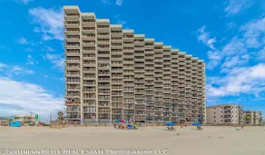 Garden City beach front condo, unit 107. - Image 3