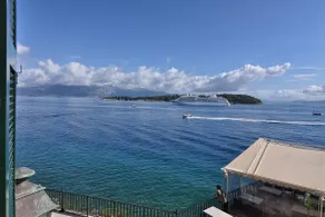 Angiolina Sea View Apartment - Image 4