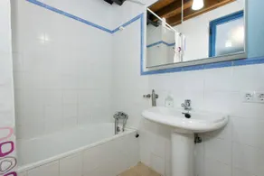Cristina's Apartments, Family Apartment 1 - Image 5