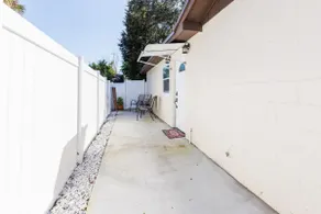Lovely & Wonderful apartment in the 💖of Brandon! - Image 4