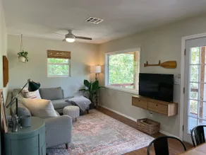 The Little Lake Shack- Pet Friendly Treehouse Cabin - Image 4