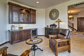 Resort Style Family Fun with Guest House - Image 4