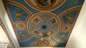Royal House - Image 3