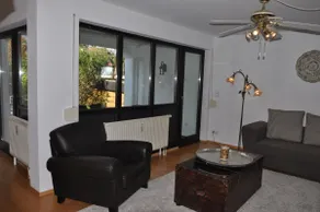 Big apartment with private garden - Image 2