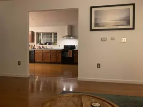 Private home near MSU and Cave Run Lake - Image 3