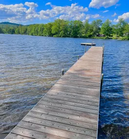 Lake-Side Vacation Cottage on Highland Lake - Image 3
