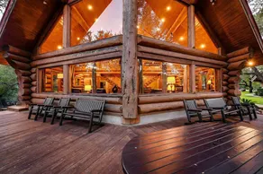 Lakefront boatdock, pool, sauna, outdoor fireplace - Image 3
