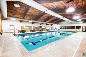 Resort cabin lake, pool, golf, hike, play; Danbury - Image 4