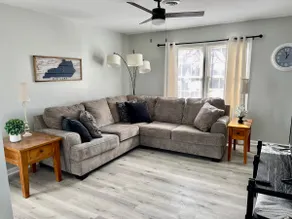 Cozy home on Bourbon Trail, sleeps 6 upper level - Image 4