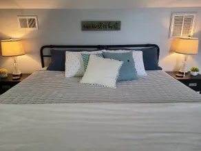 Private Apartment, King Bed, Easy access to I-81 - Image 3