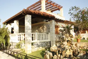 Athina Homes - Villa1 with pool for 4-6 Pers. - Image 2