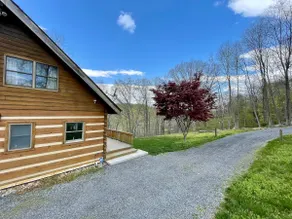 Cedarbank • Cabin in Virginia Wine Country - Image 2