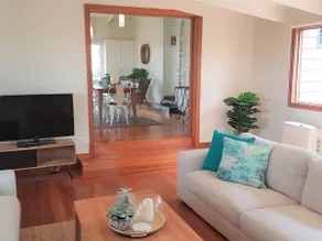 Tranquil treetop retreat - coastal views - Image 5