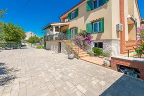 Villa Lux Nina with six bedrooms, private pool by Adex Travel - Image 5