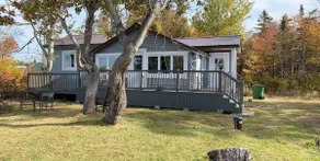 4-season chalet located in Pointe-Brulée - Image 2