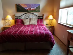 Free $50 Gas Card-Comfortable Luxury Getaway! - Image 4