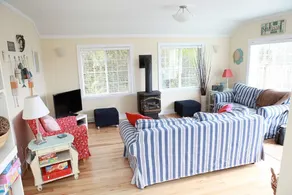 Sand Bucket Cottage - Image 2