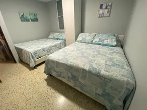 Cozy Beach Apartment - Image 2