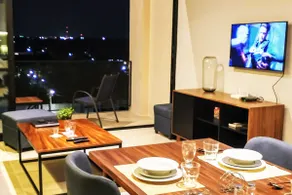 Kaab Atp new vacation Apt with rooftop pool, cozy! - Image 2