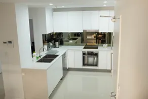 Location+Comfort 3.5BR APT/3 MIN walk to STN & Bus - Image 4