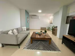 A pleasant and elegant beach apartment facing the sea. - Image 3