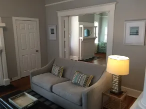 Lower Level Executive Rental in Victorian District - Image 2