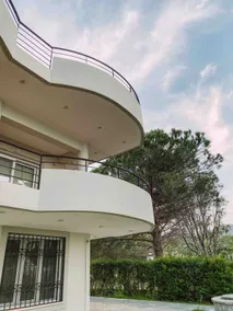 Pap house - Image 5