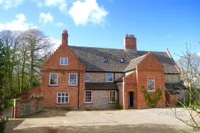 Swafield Hall - Image 2