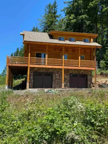 Beautiful 2 Bed Log Cabin with View of Foster Lake - Image 3
