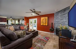 Scottsdale escape with luxury & endless amenities - Image 5