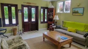 Luxury Countryside 2 Bedroom Apartment with Pool. - Image 5