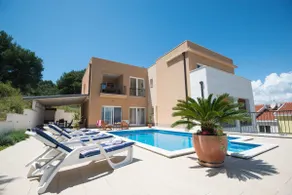 Luxury and modern Villa with a swimming pool - Image 3