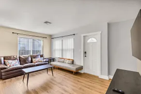 FLL Boat Show | 2BR Near Cruise, Airport, LMC, MPT - Image 2